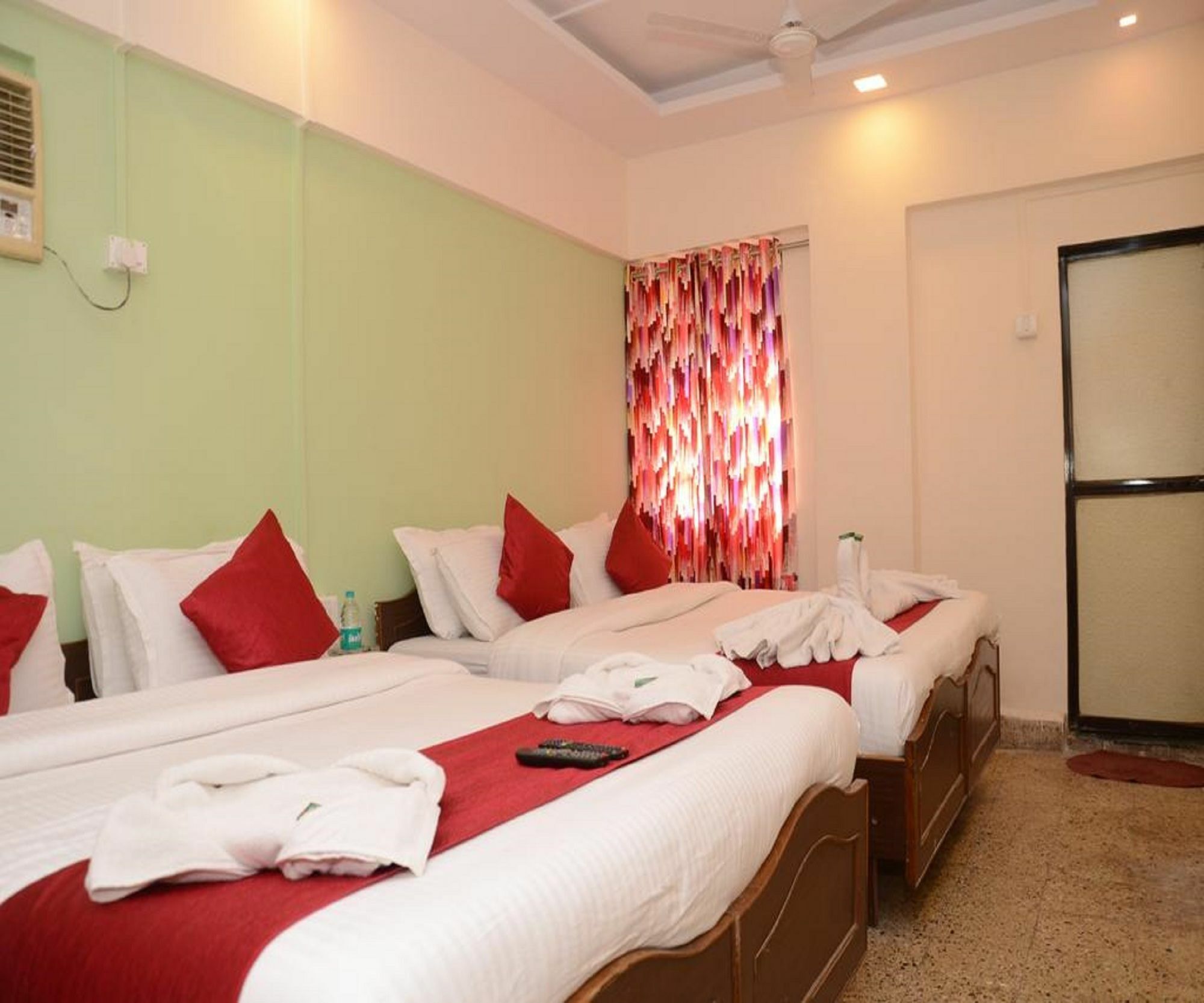 Anil Guest House Bombaim Exterior foto